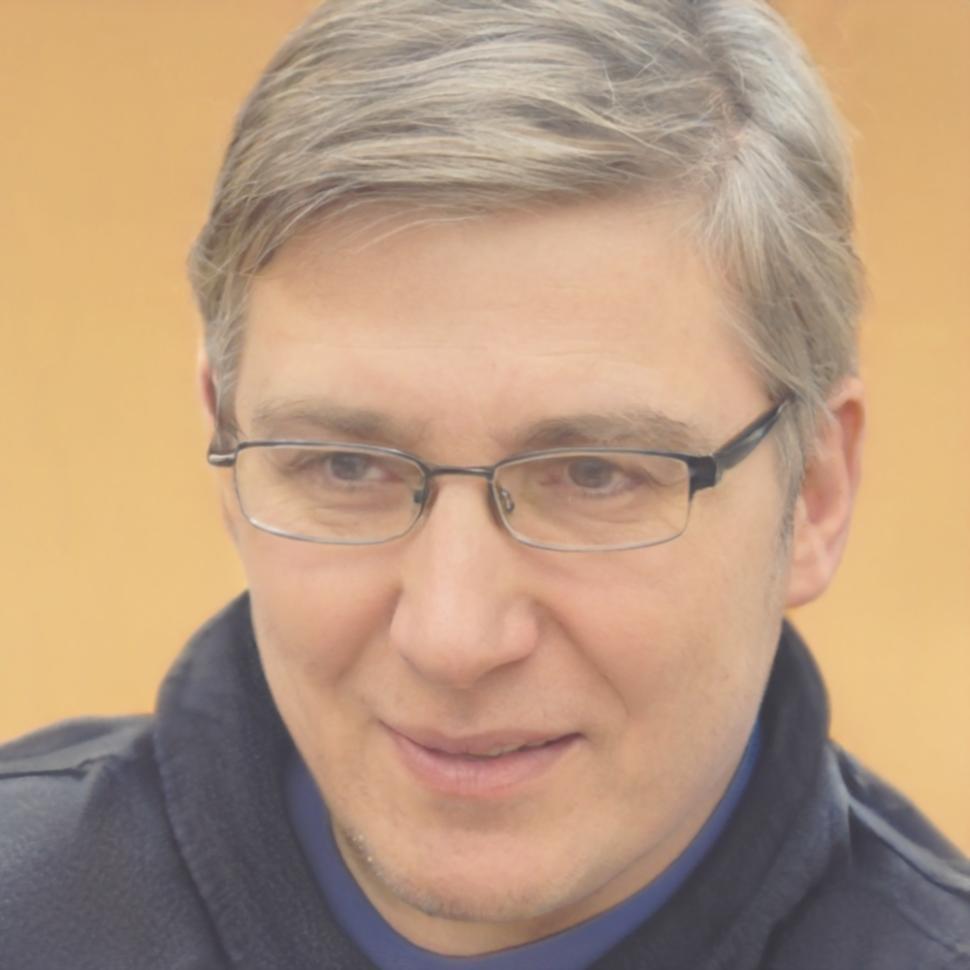 Miguel Ángel Torres, Especialista en Pequeños Negocios